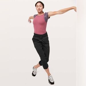 Sz 8 Dance Studio Crop *25"